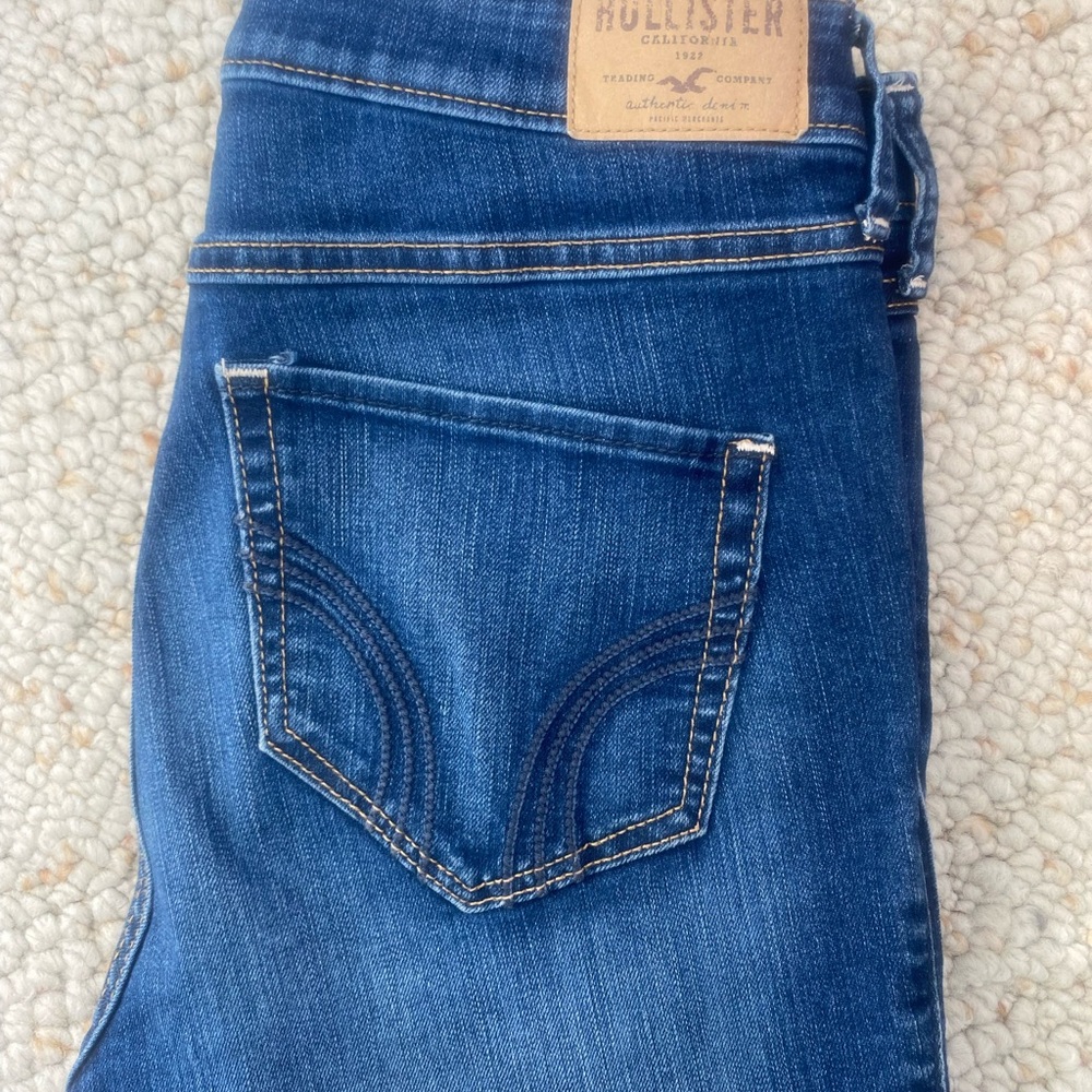 Hollister Super Skinny Jeans